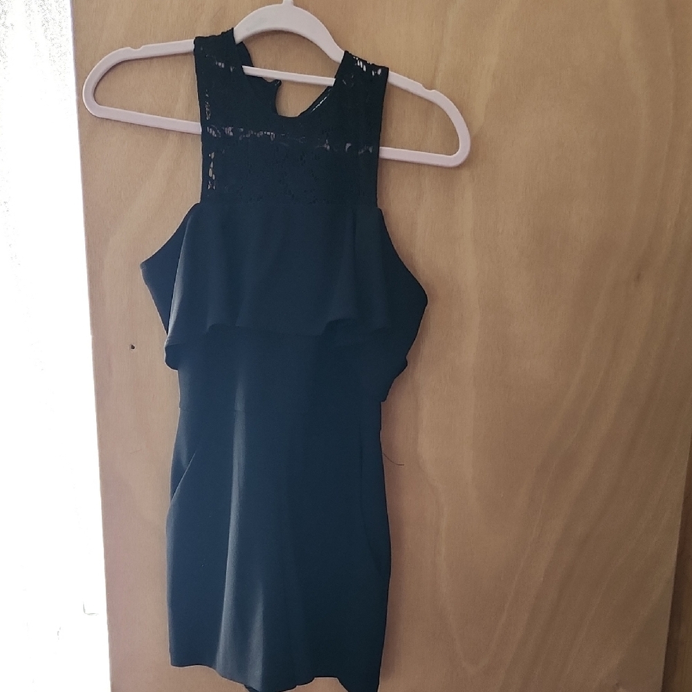 Elegant Black Sleeveless Women's Top